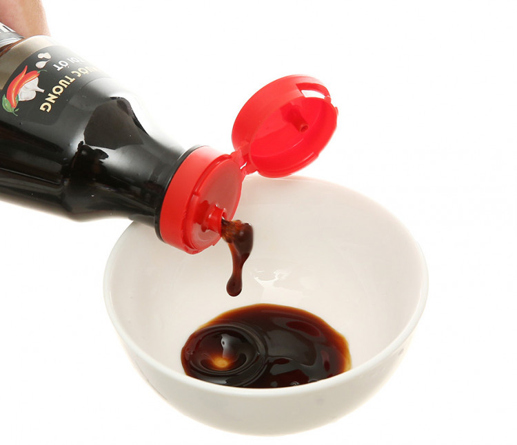 Соевый соус "Chin-Su" с перцем и чесноком, 330 мл