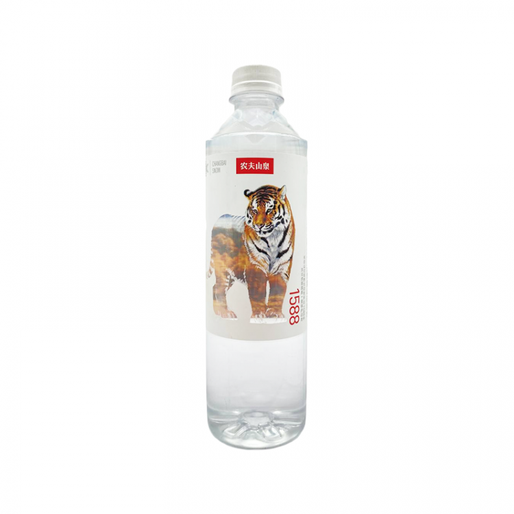 Природная горная вода "Снег Чанбайшань" 535 мл