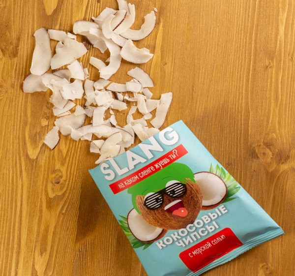 Кокосовые чипсы SLANG с морской солью, 30 гр